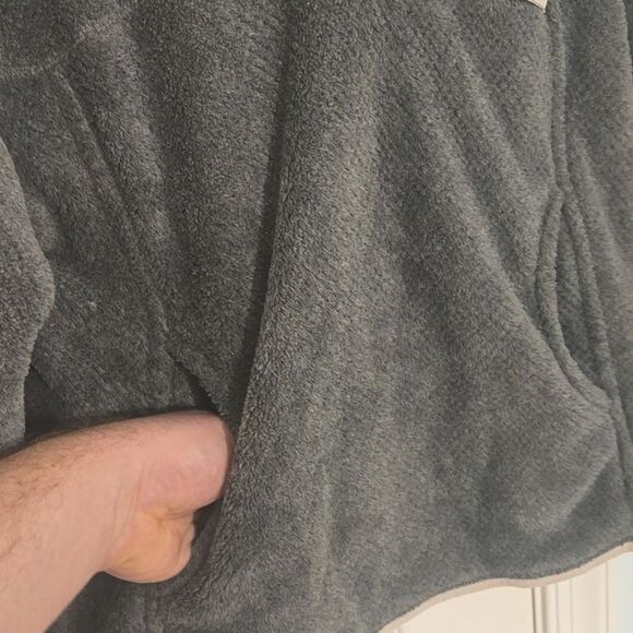 Patagonia Gray Fleece Pullover - Picture 4 of 6